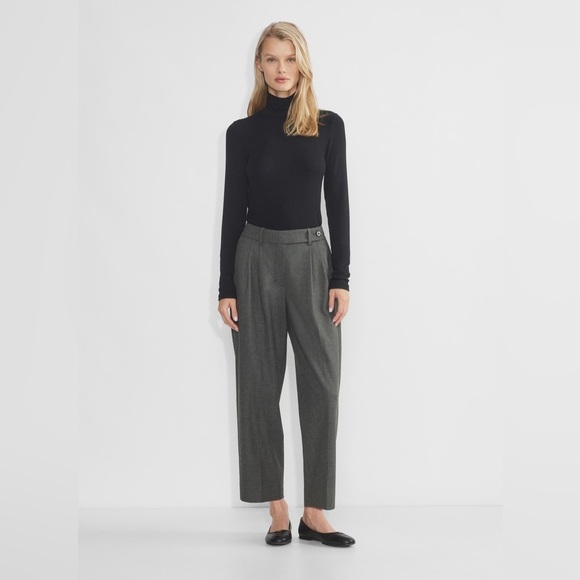 Aritzia Pants - Aritzia Wilfred Parable Pant
